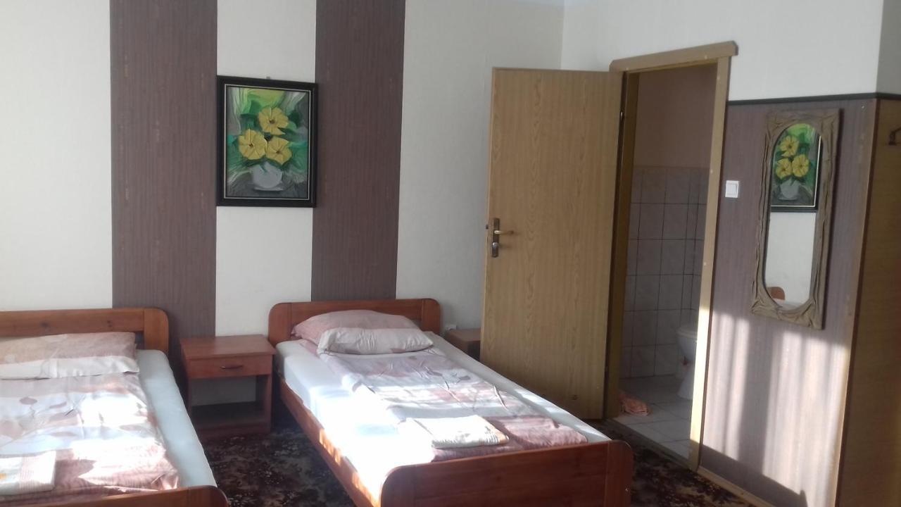 Hostel Jax Torun Exterior photo